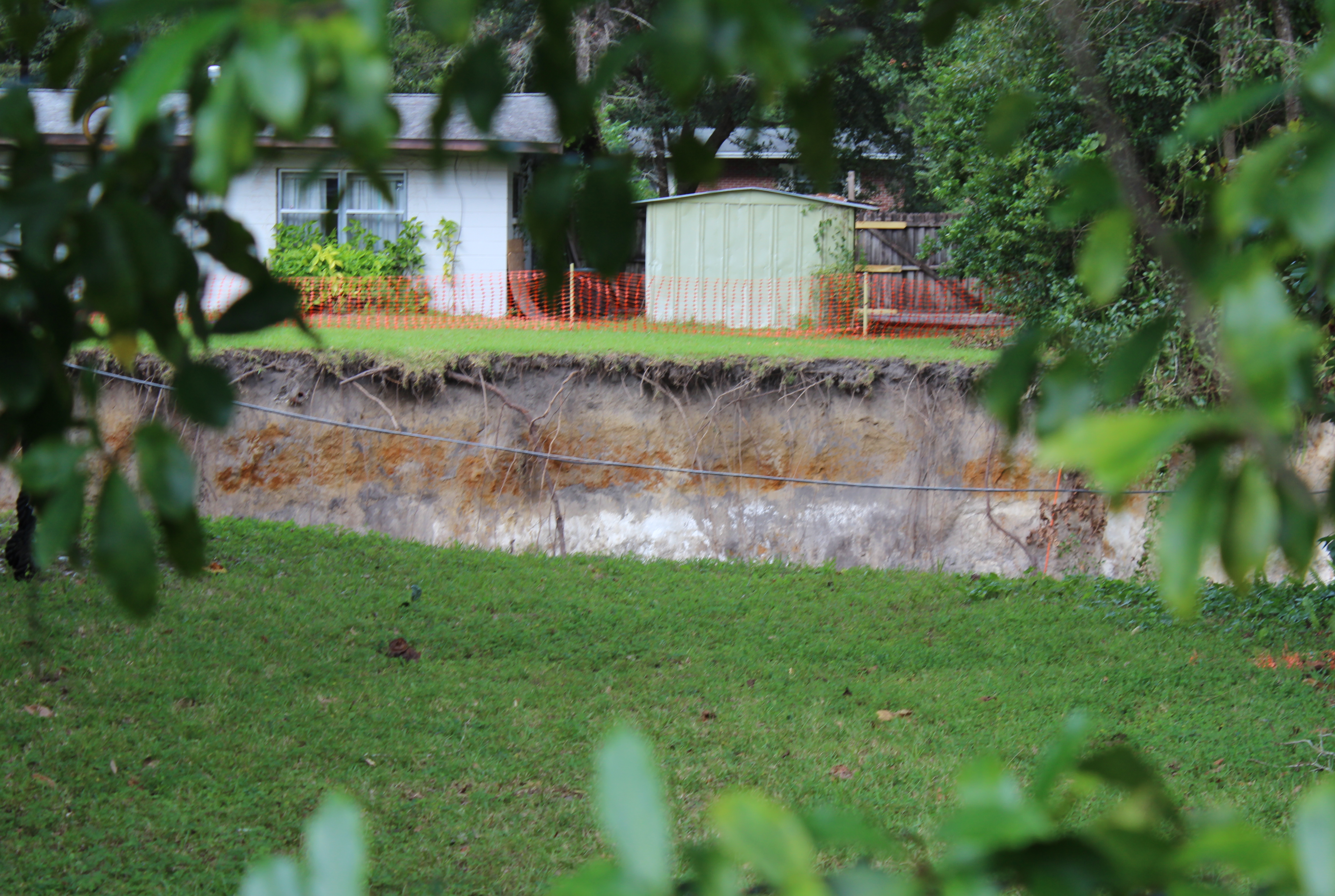 You are currently viewing Gainesville Sinkhole Swallows Swimming Pool
